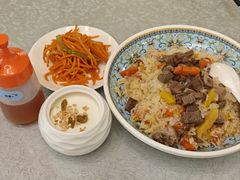 -汗腾格里·风味餐厅(新疆驻京办店)
