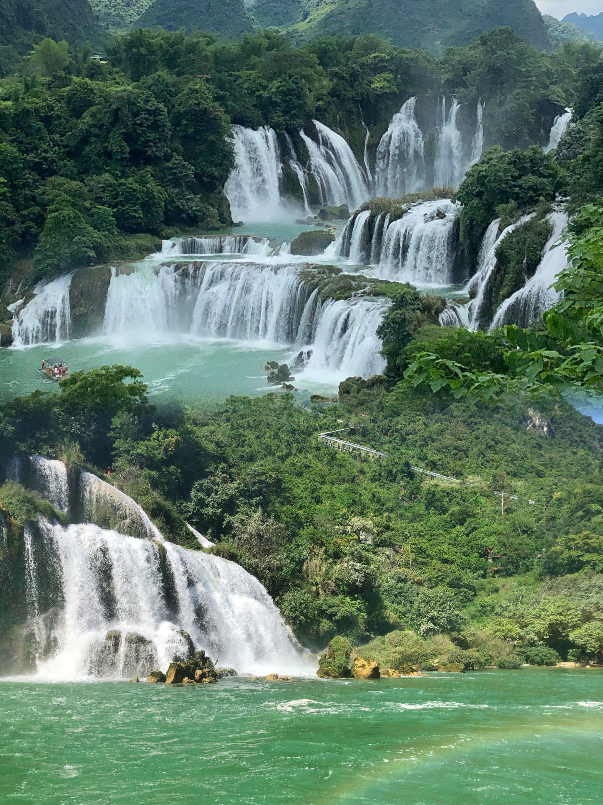 崇左|总要去中越边境看一次跨国大瀑布吧