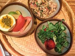 -野山舂·贵州现舂酸汤火锅(鸿通城店)