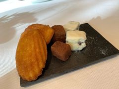 -AZUR聚(香格里拉饭店)