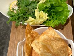 -三人行骨头王火锅(长寿店)