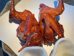 -蝴蝶里·粤菜·点心(滨江龙湖店)