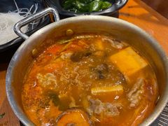 -呷哺呷哺(常营华联店)