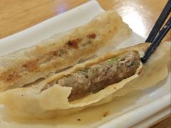 -八百里牛肉汤(盖饭·锅贴·万象城店)