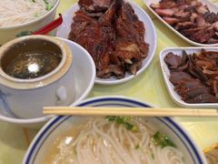-香辉食馆(新兴路店)