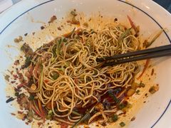 -有红鸡毛店·川菜(建设路店)