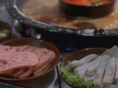 -扎起市井老火锅(乐山总店)