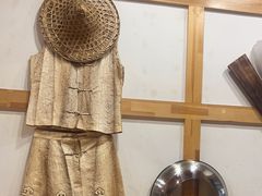 -锅老头海鲜铁锅炖