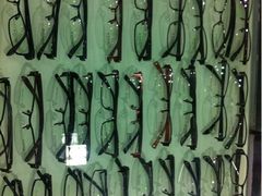 -三叶眼镜城·好视力眼镜店