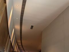 -上海滴水湖皇冠假日酒店