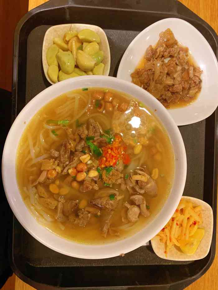 龙州珍姐鸡肉粉(三祺广场店)-"从小吃到大的粉终于开来南宁真的很开心