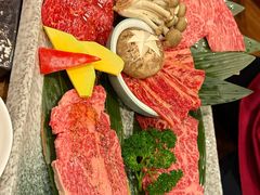 -炼火烤肉店