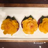 这家文化主题餐厅以其独特的设计和氛围深深吸引了我