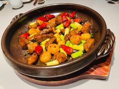 石锅花椒牛小排-荣轩(新荣记环球金融中心店)