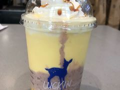 芋泥一起布丁-瑞幸咖啡(广东外经贸大厦店)