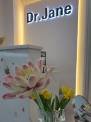 -Dr·Jane皮肤管理中心