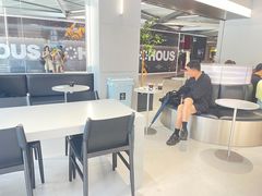 -M Stand(成都COSMO店)
