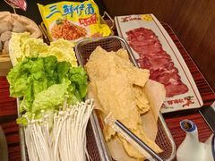 -沙胆彪炭炉牛杂煲(上海日月光广场店)