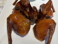 生乳鸽-粤秀小厨·广式早茶(辽宁路店)