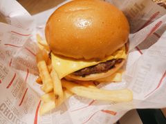 -The Habit Burger Grill 哈比特汉堡(爱琴海店)
