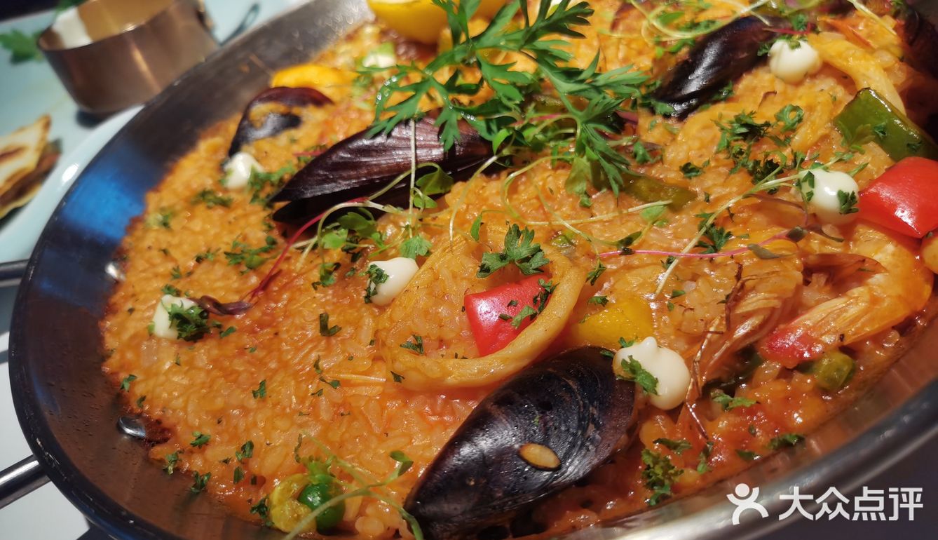 因为自身不喜欢太腻的食物，这个餐前包过于甜腻了