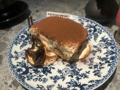 -芭莉与彩虹西餐厅(成都合生汇店)