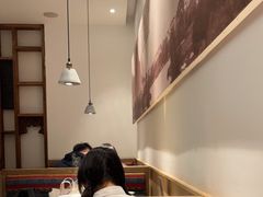 -蜜桃餐厅·伴山(湖滨商业街店)