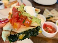 -ROAST coffee & eatery