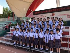-首都师范大学附属回龙观育新学校