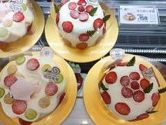 -花花卷卷·鲜食蛋糕(静安久光百货店)