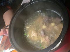 -洞庭土菜小炒馆(易发广场店)
