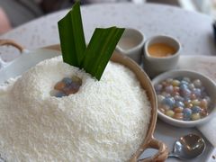 咸蛋冰-Cheevit Cheeva(Sirimangkalajarn)