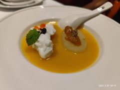 浓汤鱼子酱海胆-涵苑私宴定制(外滩店)