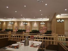 -闫府私房菜(经四路万达店)