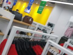 -BIGOFFS 超级折扣(仁恒伊势丹店)