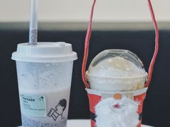 -喜茶(迪士尼小镇DP店)
