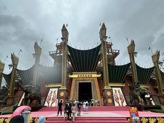 -七彩云南欢乐世界