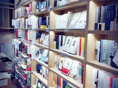 -猫的天空之城概念书店(杭州南宋御街店)