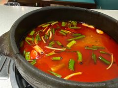 -贵府酸汤牛肉火锅·贵州老字号(飞山街店)