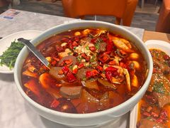 -渝信川菜 · 川味家常菜(财富购物中心店)
