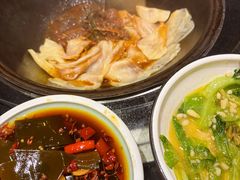 -挂旗柴锅鸡(蚌山区嘉年华店)