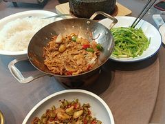 -香山湖家家宴(中山陵店)
