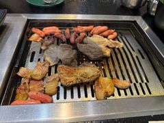 -臻牛烤肉