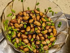 -休记光头香辣蟹干锅店(衣冠庙店)