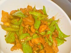 辣椒小炒肉-小吴越·江浙融合菜(惠山万达广场店)