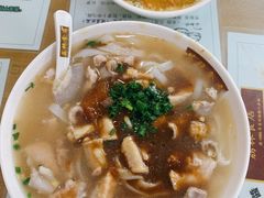 皇牌猪杂汤河粉-荔林食店(西华路店)