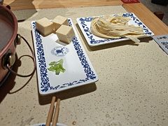 -东镇老火锅(长春路首店)