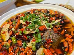 -有红鸡毛店·川菜(建设路店)