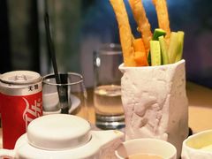 笔筒色拉-穹六人间 people 6(岳阳路店)