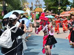 -七彩云南欢乐世界